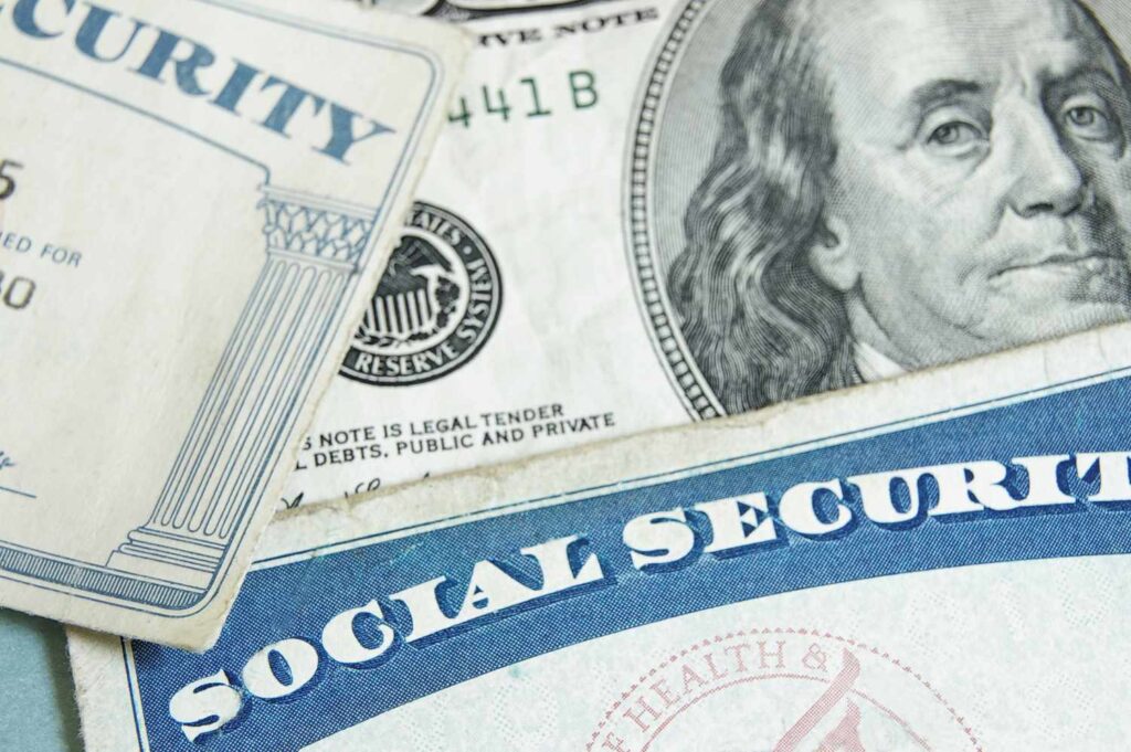 Social Security Crisis: The Bold Steps Needed to Avoid a 25% Benefit Cut