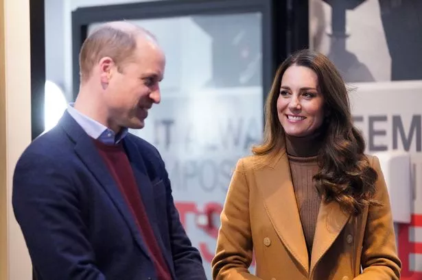 Prince William’s Hilarious Joke About Kate’s Outfit Leaves the Internet in Tears!