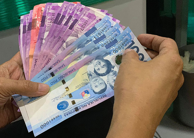 Philippines Salary Trends 2025: Who’s Getting a Pay Raise?