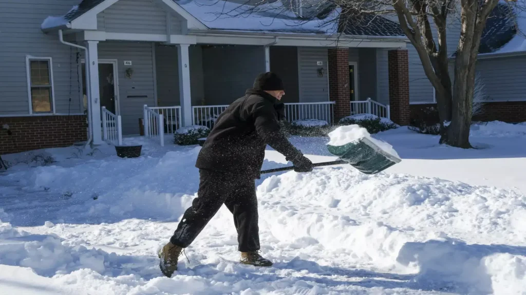 Winter Storm May Blanket NYC with Up to 3 Inches of Snow on Thursday